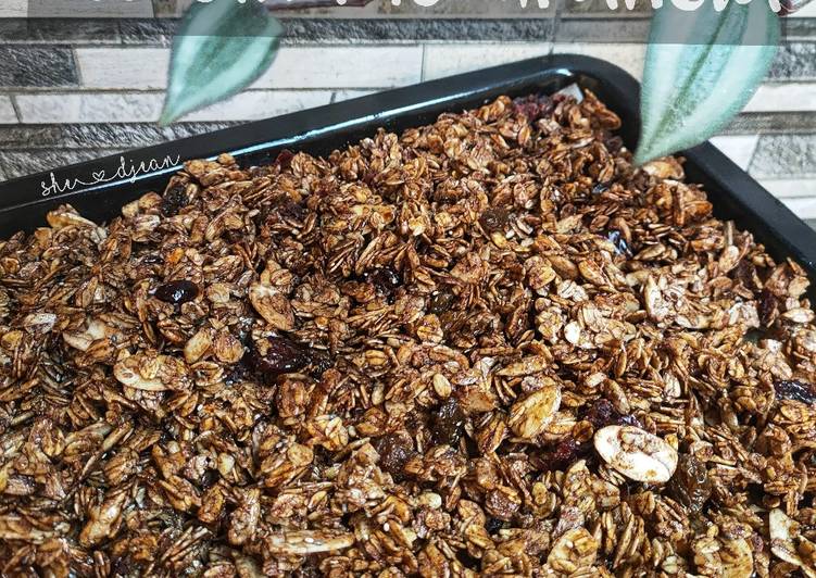 Cara Gampang Menyiapkan Homemade Granola Anti Gagal