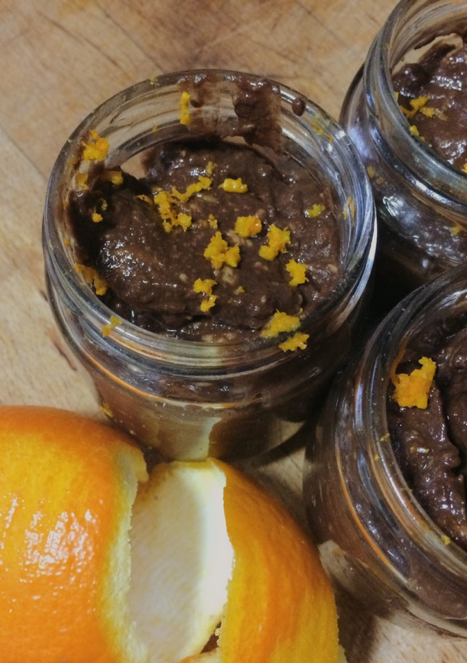 Una foto de Aguacate a la mousse de cacao