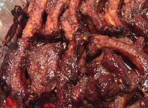 Una foto de Costillas de cerdo en salsa Hoisin