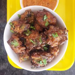 Cabbage capsicum pakoda A picture of Cabbage capsicum pakoda.