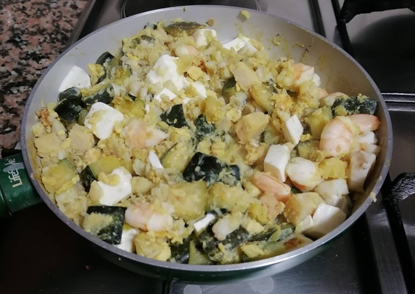 Revuelto de bacalao y calabacín