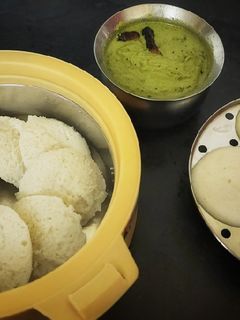 இட்லி(idly recipe in tamil) செய்முறை முக்கிய புகைப்படம்