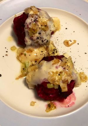 Foto di Gnocchi de pan con erbette rosse e formaggio