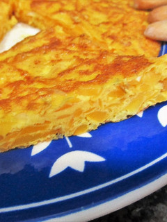 Una foto de Tortilla de calabaza rallada y queso tipo Philadelphia para llevar