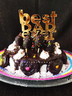 A picture of Chocolate Fantasy Cake.