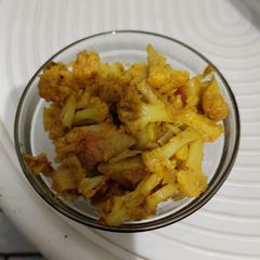 A picture of Aloo gobhi veg.