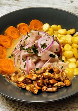 Foto principal de Ceviche peruano con leche de tigre
