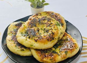 Foto resep 643. Cheesy Garlic Butter Naan
