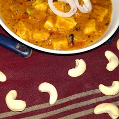 A picture of Shahi paneer.