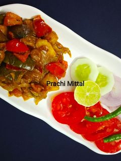 आलू बैगन की मसालेदार सब्जी (Aloo baingan ki masaledar sabzi recipe in hindi) रेसिपी मुख्य फोटो