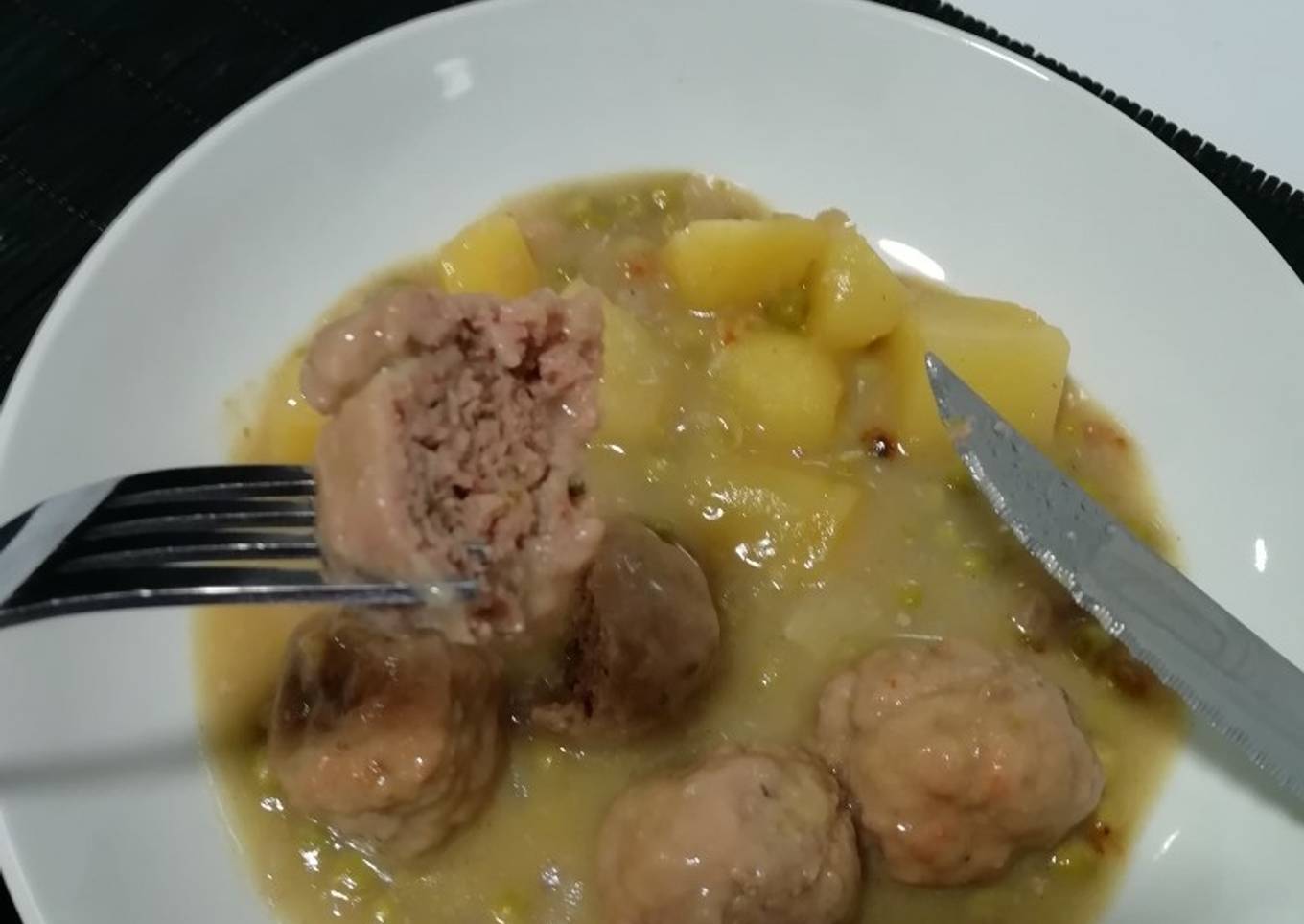 Albóndigas con patatas