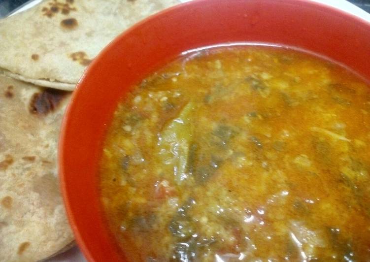 How to Cook Dal Palak