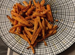 Une photo de Frites de carottes a extra crisp au cookeo