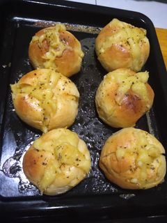 Foto resep Korean garlic bread saus bechamel