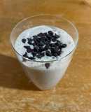 Frullato con yogurt vegano