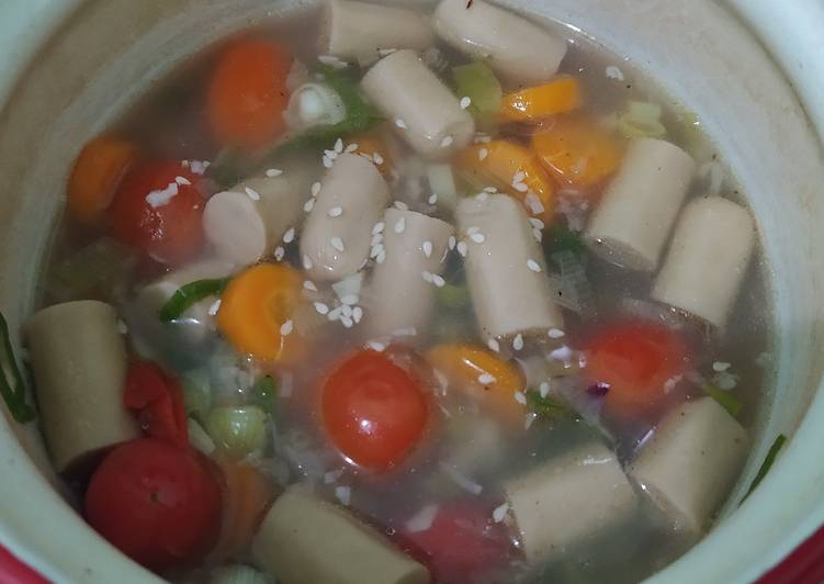Langkah Mudah untuk Menyiapkan Sup sosis ayam, Menggugah Selera