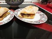 Una foto de bocadillo de anchoa
