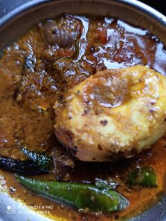 ডিম সর্ষের তেল ঝাল(dim sorsher tel jhaal recipe in Bengali) রেসিপির প্রধান ছবি