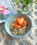 Cơm Trộn Rong Biển Cá Hồi Áp Chảo Cho Bé