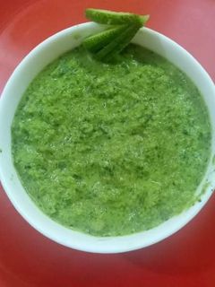 আমলকি পুদিনার সবুজ চাটনি(amloki pudinar sobuj chutney recipe in Bengali) রেসিপির প্রধান ছবি