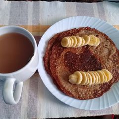 A picture of Gluten free banana pancakes #breastfastideas.