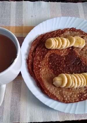 A picture of Gluten free banana pancakes #breastfastideas.
