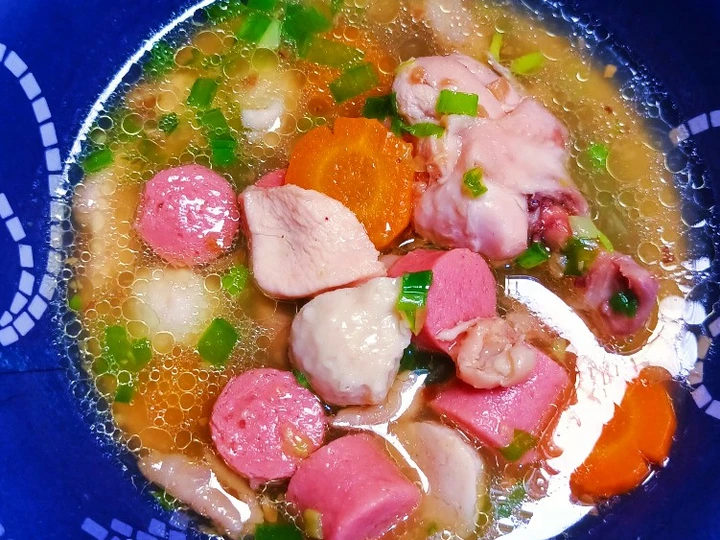Cara Mudah Membuat Resep Sup ayam+bakso+sosis yang Menggugah Selera Anti Ribet, Sempurna