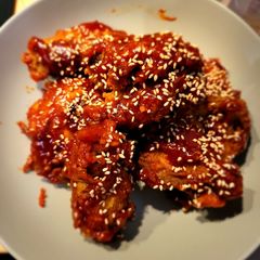 A picture of Retro korean fried chicken sauce.