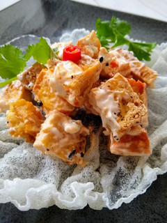 【簡易好吃又快速】豆腐沙拉 的食譜成品照片
