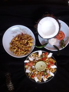 নারকেল কুচি দিয়ে  মুড়ি মাখা(Narkel Kuchi  diya muri makha recipe in bengali) রেসিপির প্রধান ছবি