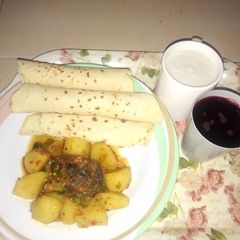 A picture of Irish potatoes soup with zobo(hibiscus) & kunun gyada.