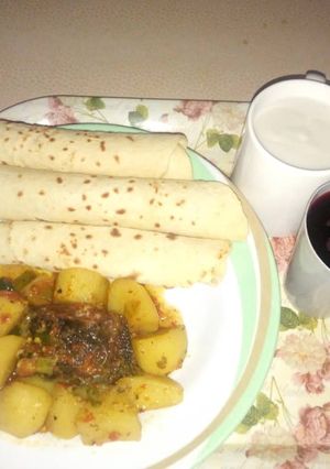 A picture of Irish potatoes soup with zobo(hibiscus) & kunun gyada.