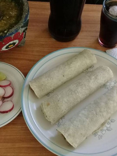 Una foto de Tacos de cabeza y oreja de cerdo. (Olla de cocción lenta-CrockPot-SlowCooker)