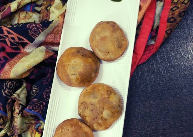 મૂંગદાલ કચોરી (Moongdal kachori)
