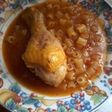Guiso con pollo y fideos dedales