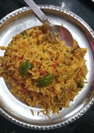 एग मसाला राईस रेसिपी चे मुख्य फोटो 
