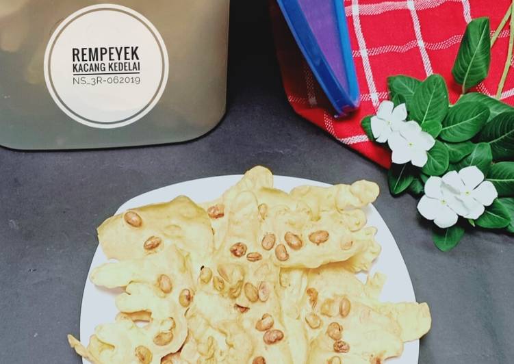 Rempeyek Kacang Kedelai