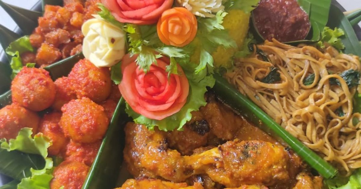 Nasi kuning kukus untuk tumpeng tidak ambyar