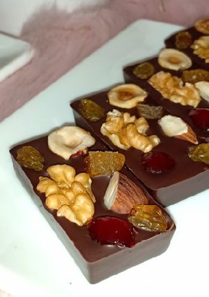 Une photo de Chocolat aux fruits secs