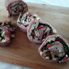 A picture of Sig's Salami and Cream Cheese Roll.