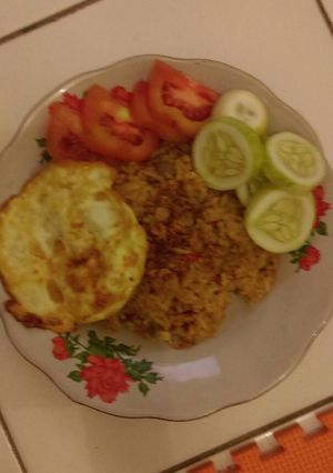 Foto resep Nasi goreng telur ceplok
