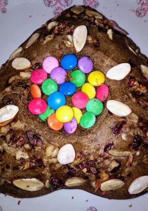 চকলেট ড্রাই ফ্রুটস কেক (chocolate dry fruits cake recipe in Bengali) রেসিপির প্রধান ছবি