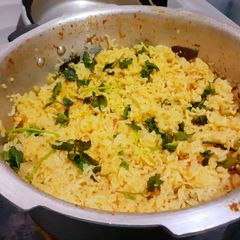 A picture of Tomato Biryani.