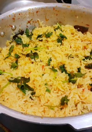 A picture of Tomato Biryani.