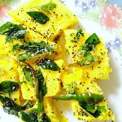 A picture of Dhokla.