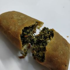 A picture of Spinach pockets.
