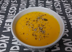 Foto principal de Crema de zanahoria con leche de coco y jengibre. Deliciosa!