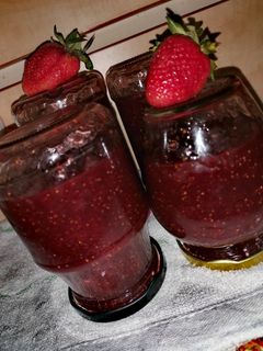 O poză a rețetei Gem de căpșuni 🍓.
