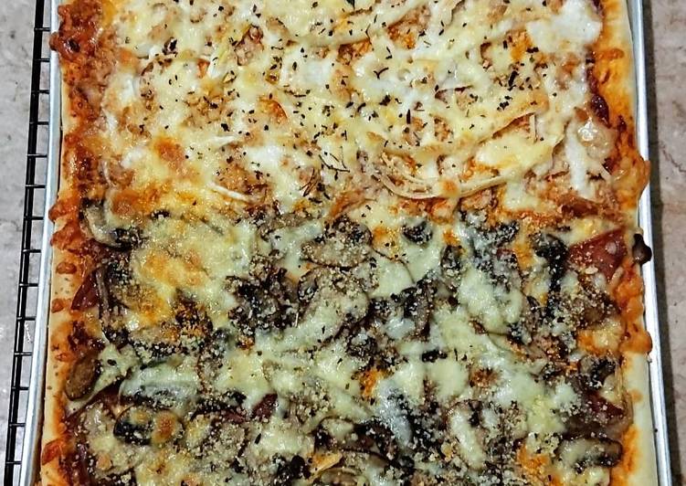 Cara Gampang Menyiapkan Splitza Square Pizza (Smoked Beef Mushroom &amp; Tuna Mayo), Lezat