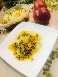 涼拌百香蓮藕 的食譜成品照片